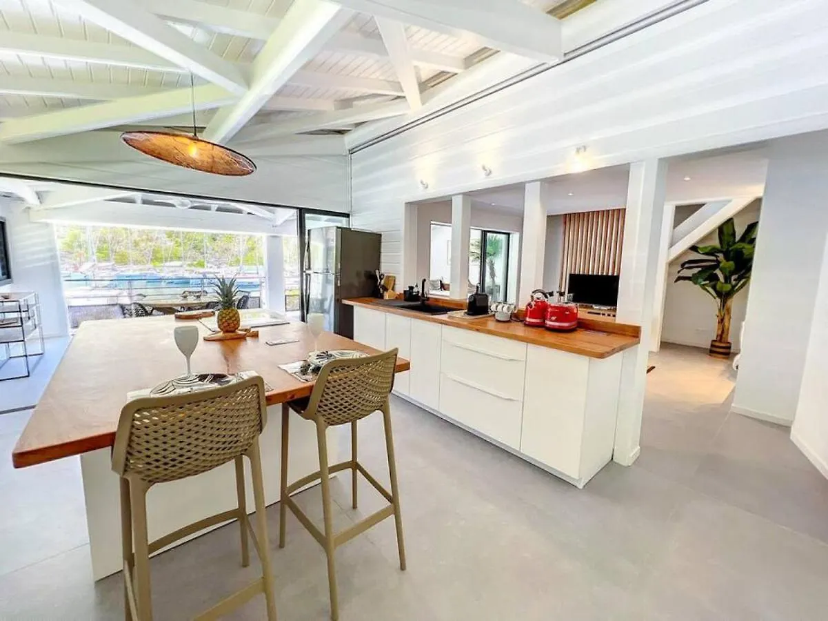 Semesterbostad Marina Paradis, Sublime Duplex 5 Minutes From The Beach Villa Anse Marcel