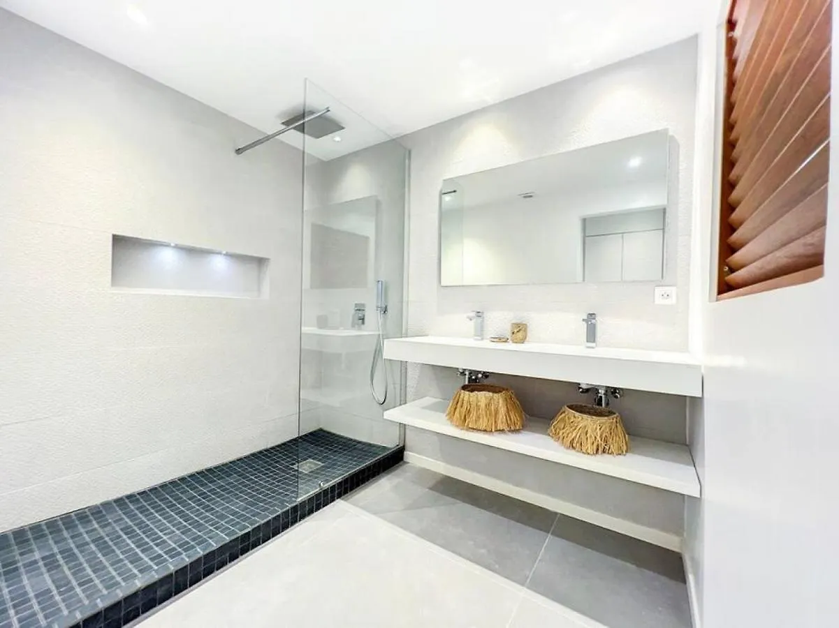 Marina Paradis, Sublime Duplex 5 Minutes From The Beach Villa Anse Marcel 0*,  Sint Maarten
